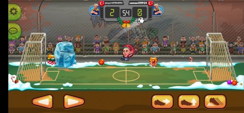 Screenshot_20211228-130116_Head Ball 2.jpg